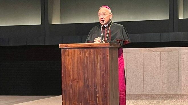 Monseñor Peña Parra en Seúl