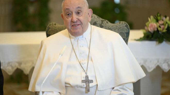 Francisco, en una foto del domingo, durante el ángelus en la Capilla de Santa Marta