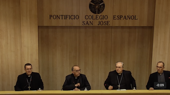 Vidal, Omella, Magán y Josetxo Vera, en el Colegio Español, tras el encuentro con el Papa