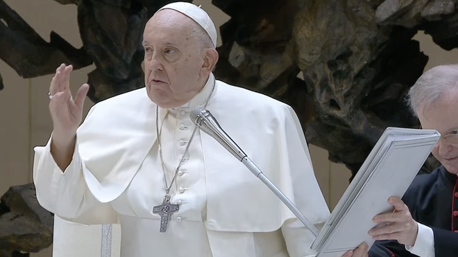 Bendición del Papa tras finalizar la audiencia