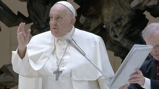 Bendición del Papa tras finalizar la audiencia