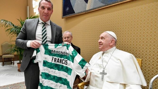 Francisco, en la audiencia al equipo de fútbol Celtic de Glasgow