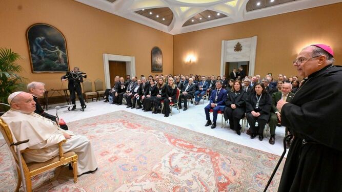 El Papa, con los participantes en el seminario de "Ética en la gestión de la Salud"