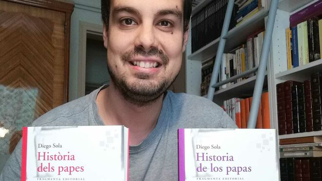 Diego Sola, autor de 'Historia de los Papas' (Fragmenta)