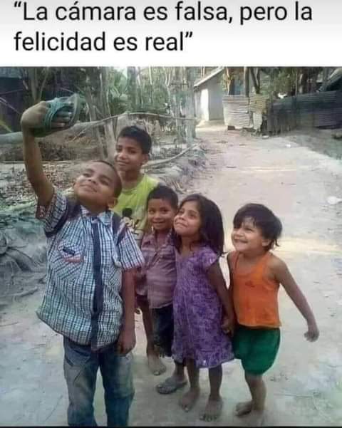 camara falsa pero felicidad real