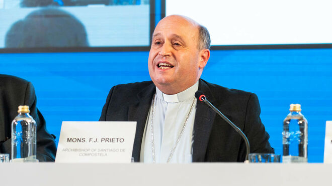 El arzobispo de Santiago, Francisco Prieto