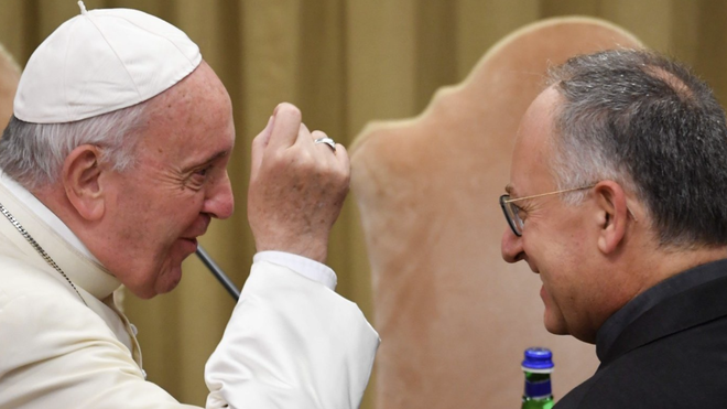 El Papa y Spadaro