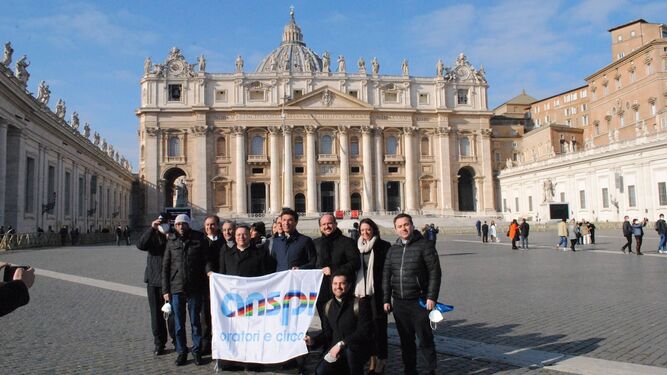 Miembros del ANSPI en el Vaticano, en 2022