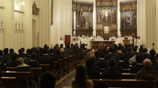 Monseñor Cobo celebra la fiesta de san Dámaso, Papa