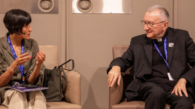 El cardenal Parolin y la ministra colombiana Susana Muhamad