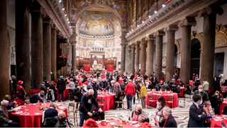 La comunidad celebra con los más necesitados