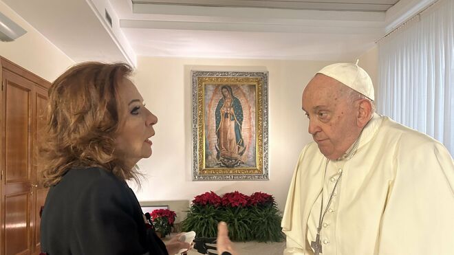 Francisco, junto a Valentina Alazrraki