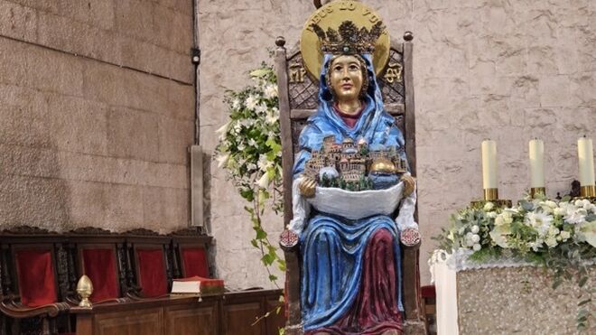 Primera escultura del mundo de la Virgen de Palestina