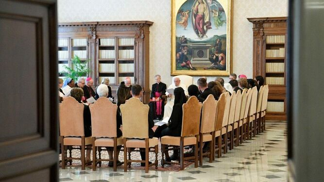 Francisco, con miembros de la Pontificia Comisión para la Protección de los Menores