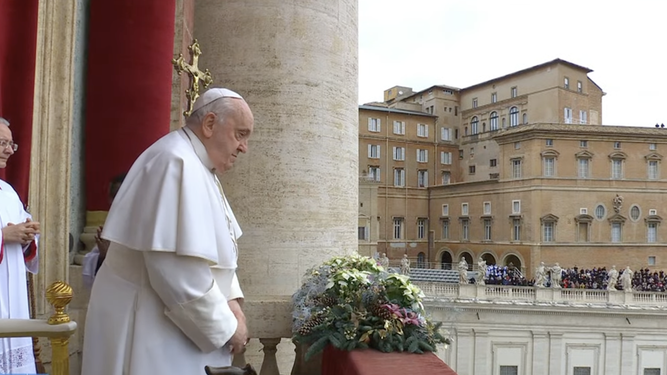 El Papa, en el balcón de la Logia central de San Pedro