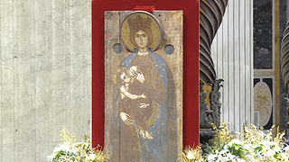 La Virgen que amamanta