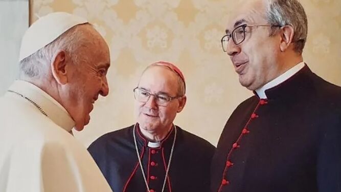 El Papa, con Cerro y Magán