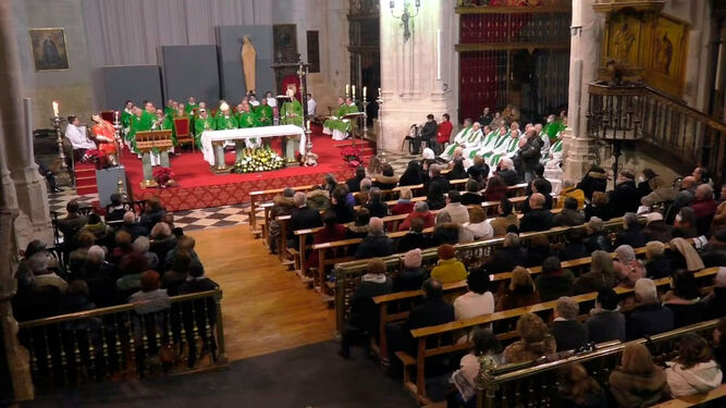 Misa de despedida del obispo Manuel Herrero en la catedral de Palencia