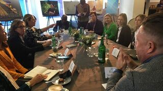 Delegación vaticana en Davos