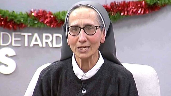 Religiosas, hijas de Dios, madres de lo humano y del cuidado. Con Katy Piedehierro