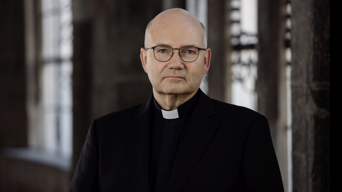 Helmut Der, obispo de Aquisgrán