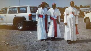 Obispos congoleños, ruandeses y burundeses visitan Lushagala