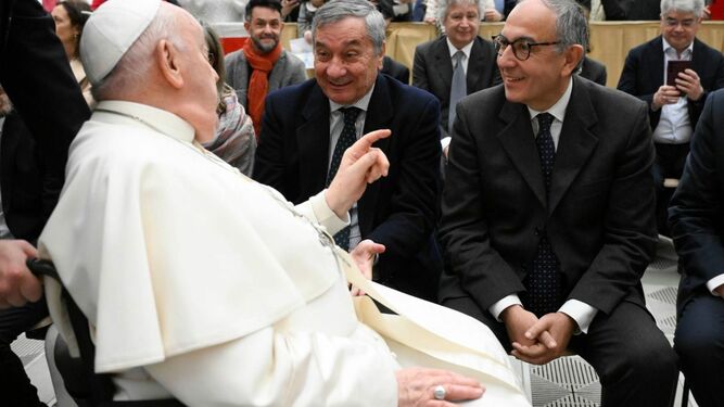 El Papa, con directivos de los medios de comunicación