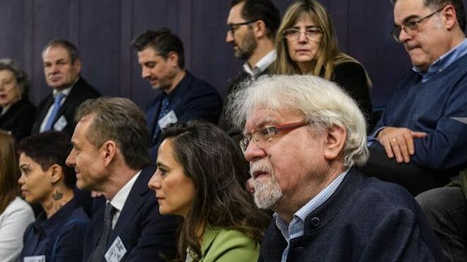 Guifo Fiuri y los representantes de ANIR