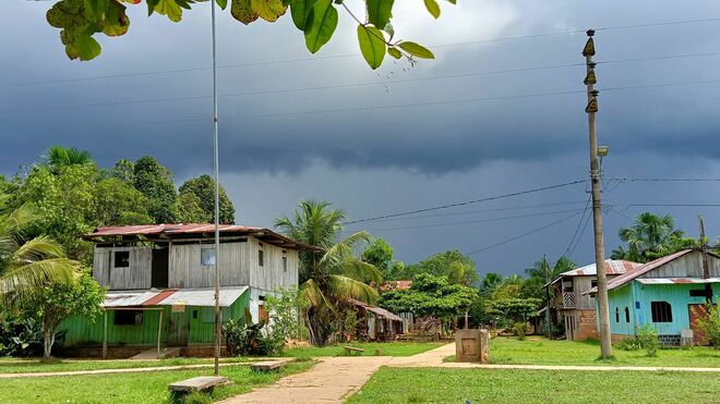 Día de lluvia en la comunidad de Marichín (Bajo Amazonas)