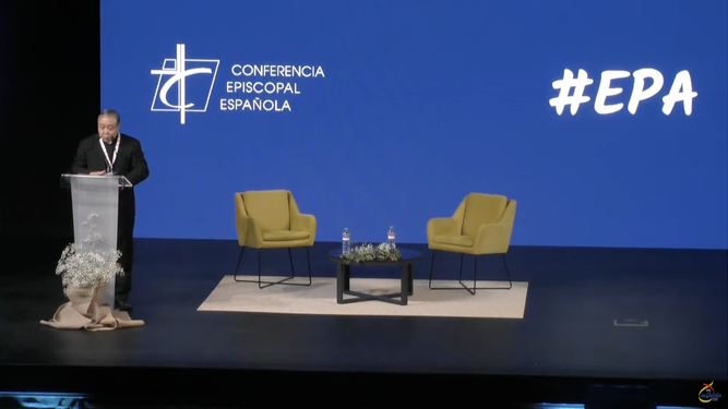El nuncio Bernardito Auza durante su intervención en el EPA