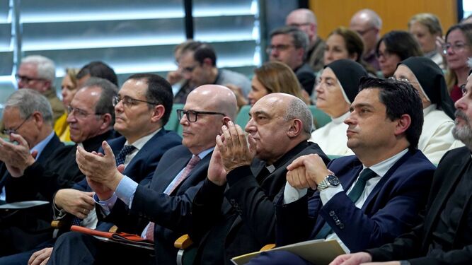 El rector de la UCV, el Arzobispo de Valencia, el Prefecto de la Secretaría de Asuntos Económicos de la Santa Sede y el decano de la Facultad de Derecho Canónico de la UCV