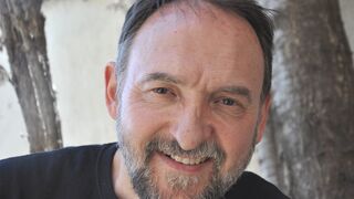 Juan Yzuel: “Cuando cantamos juntos algo que nos identifica, nos comprometemos más como comunidad”