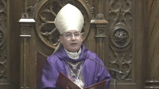 Fernando Prado, durante el funeral por Juan María Uriarte