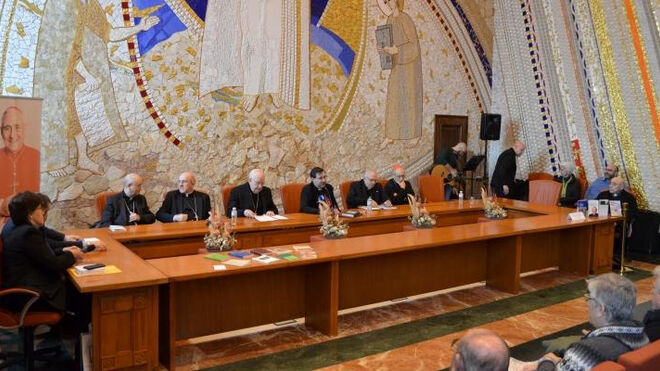 Mesa redonda en la Almudena sobre el beato Eduardo Pironio