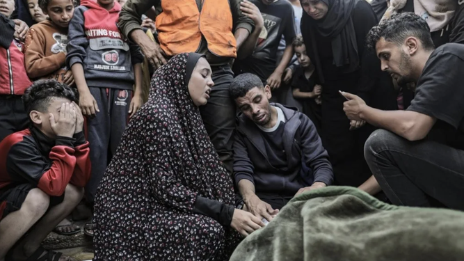 Familiares de palestinos muertos en Gaza