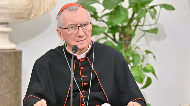 Parolin, contra el envío de tropas a Ucrania
