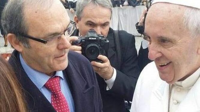 José Manuel Almuzara, con el papa Francisco