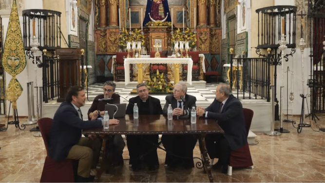 Los Jueves de RD, en la iglesia de Santiago, en Sevilla