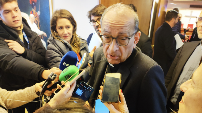 Omella, en su despedida con los periodistas