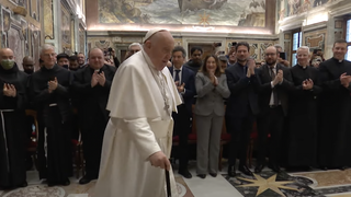 Francisco, llegando a la audiencia