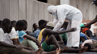 Atención a los migrates tras su desenmbarco en Canarias