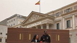 Más de 600.000 personas exigen al Congreso una regularización extraordinaria de personas migrantes