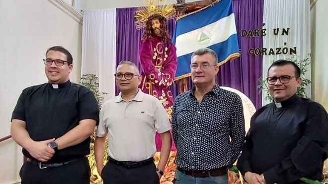 La Iglesia católica de Costa Rica convoca un viacrucis por los migrantes y  de oración por la paz