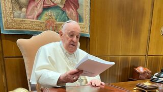 Francisco, en su despacho de la auletta Pablo VI