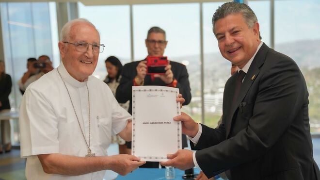 Ángel Garachana junto al ministro de Gobernación, Tomás Vaquero