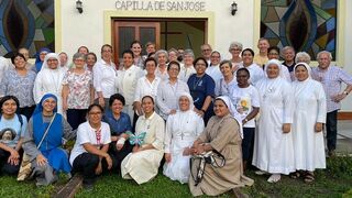 Caminar al ritmo del Espíritu. Encuentro con la hna. Liliana Franco