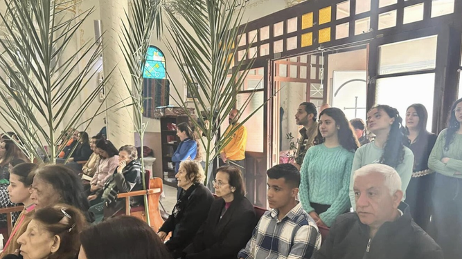 Celebración del Domingo de Ramos en la parroquia de la Sagrada Familia de Gaza