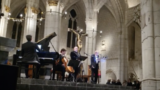 Emilio Gutierrez Caba durante el acto en la catedral de Vitoria