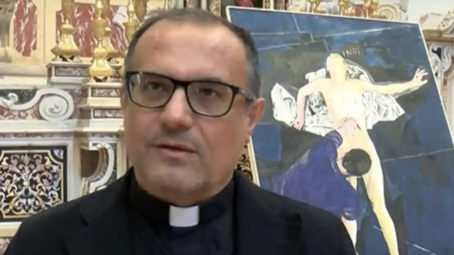Carlo Vellini, vicario de la Diócesis de Carpi, comenta la obra 'Inri-San Longino'