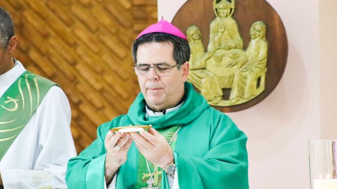 Mons. Carlos Alberto Breis Pereira